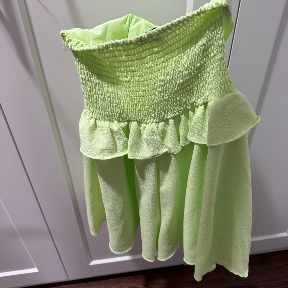 Lime Green Ruffled Dress - Picture 4 of 4